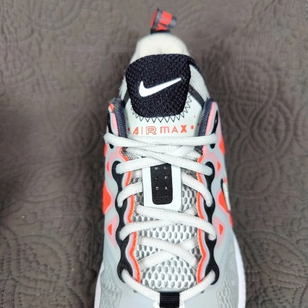 Nike Air Max Genome Light Grey/Orange Running Shoes Youth Size 6.5Y